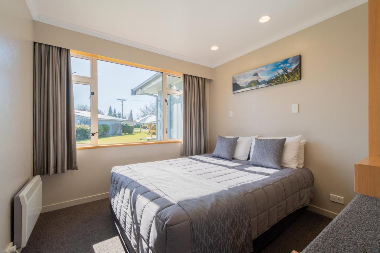 Te Anau Motel & Apartments Luaran gambar